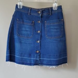 🎁 Zara premium denim mini skirt distressed button
